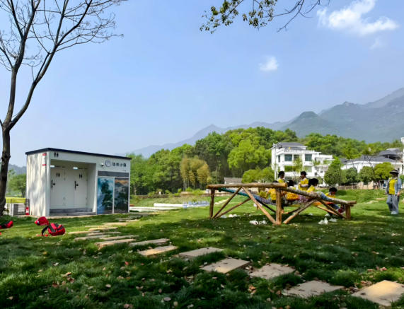 1767747295974088.jpg 秀峰.jpg